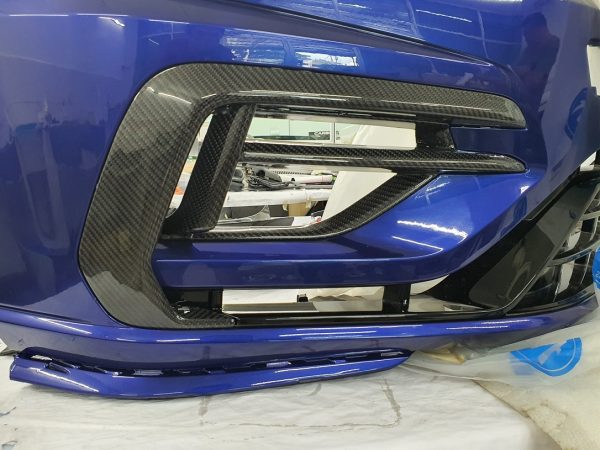MK7.5 R Front Bumper Vent Combo Ambassador Edition - Image 3