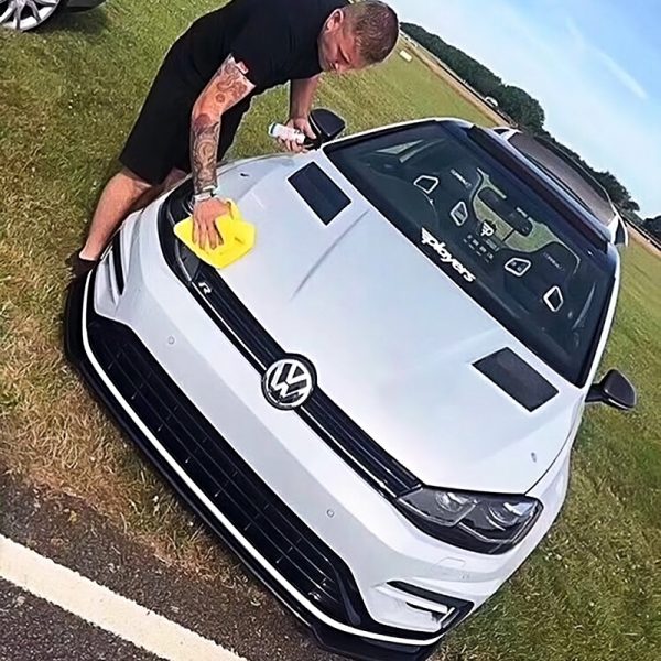 MK7/7.5 Aspec Style Vented Hood (Metal) - Image 4