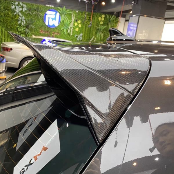 MK8 GTI Clubsport Roof Wing V1 - Image 2