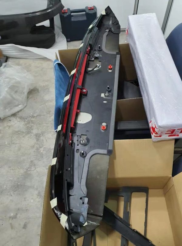 MK7/7.5 GTI/R OEM Roof Wing Level 2 - Image 5